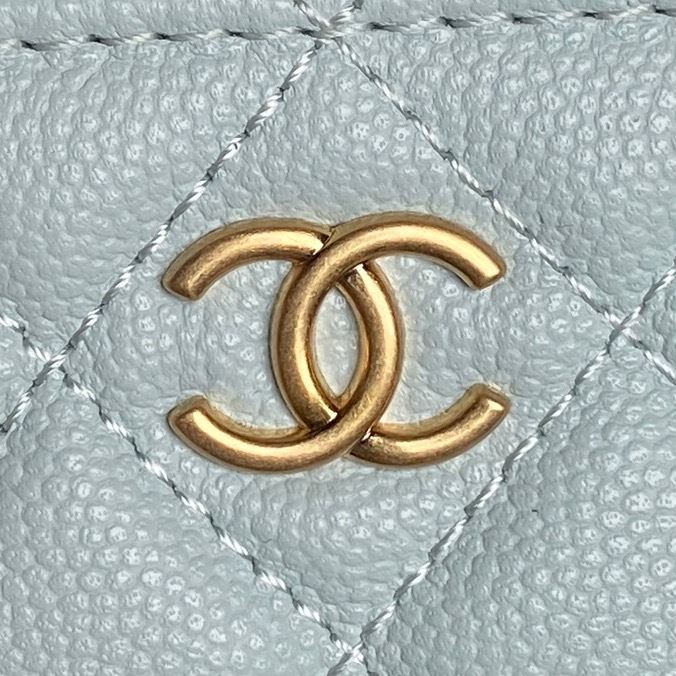 Ch**el cosmetic bags